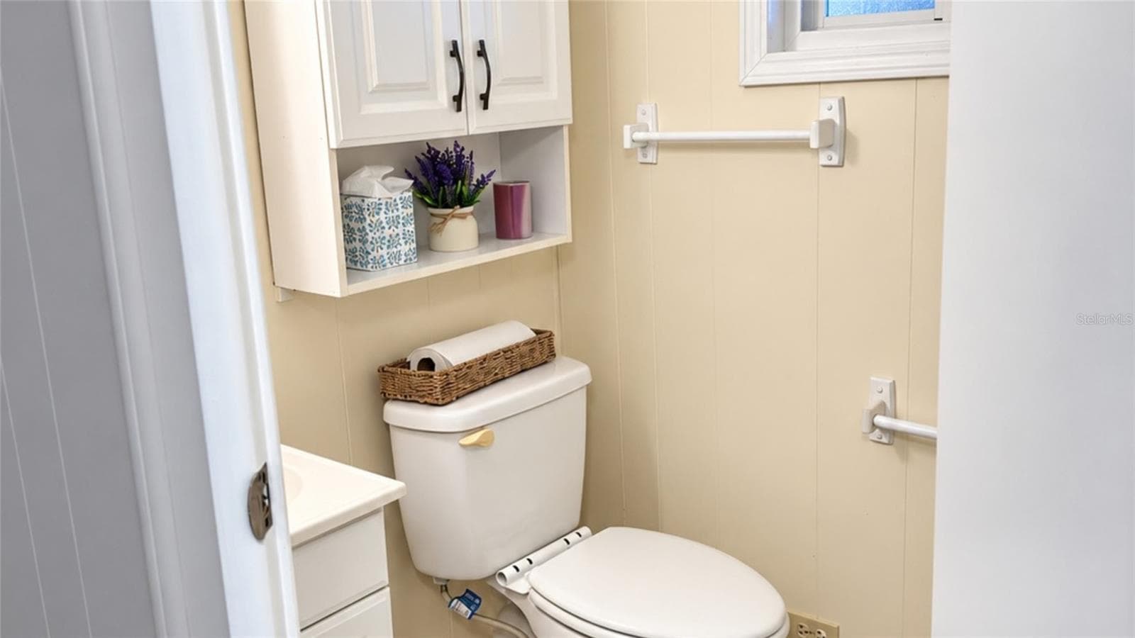 Guest Bath - 503 ALJO PL, NORTH PORT