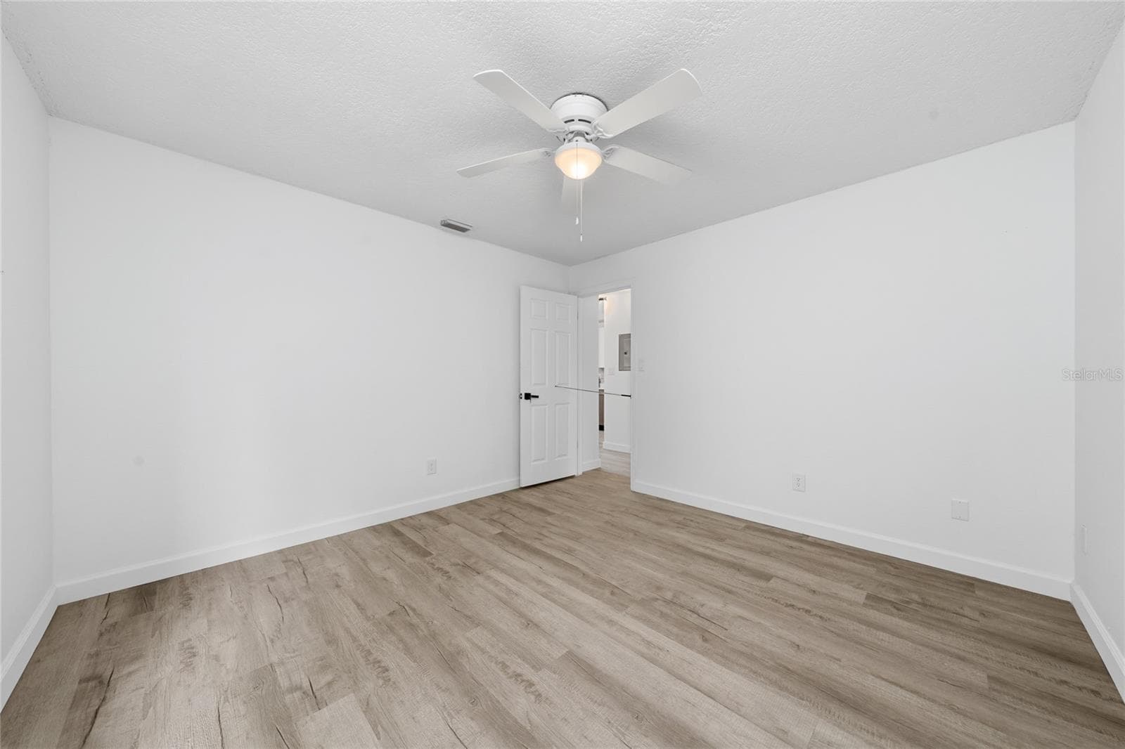 Single Family Residence at 601 HILLCREST AVE, TITUSVILLE, photo 23 of 32