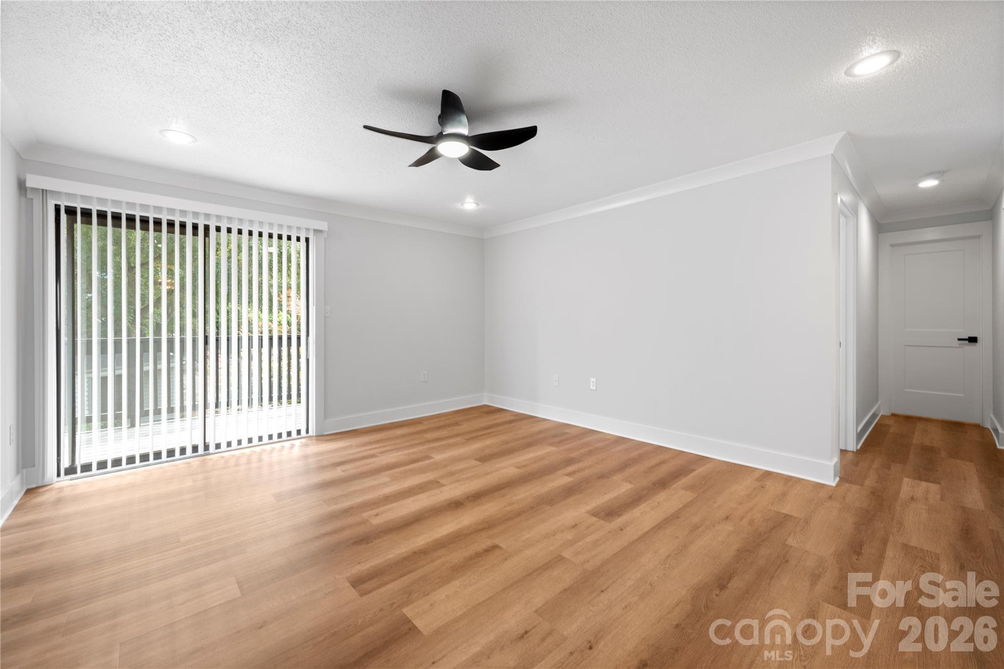 Condominium at 4906 Sardis Road, Charlotte, photo 6 of 34