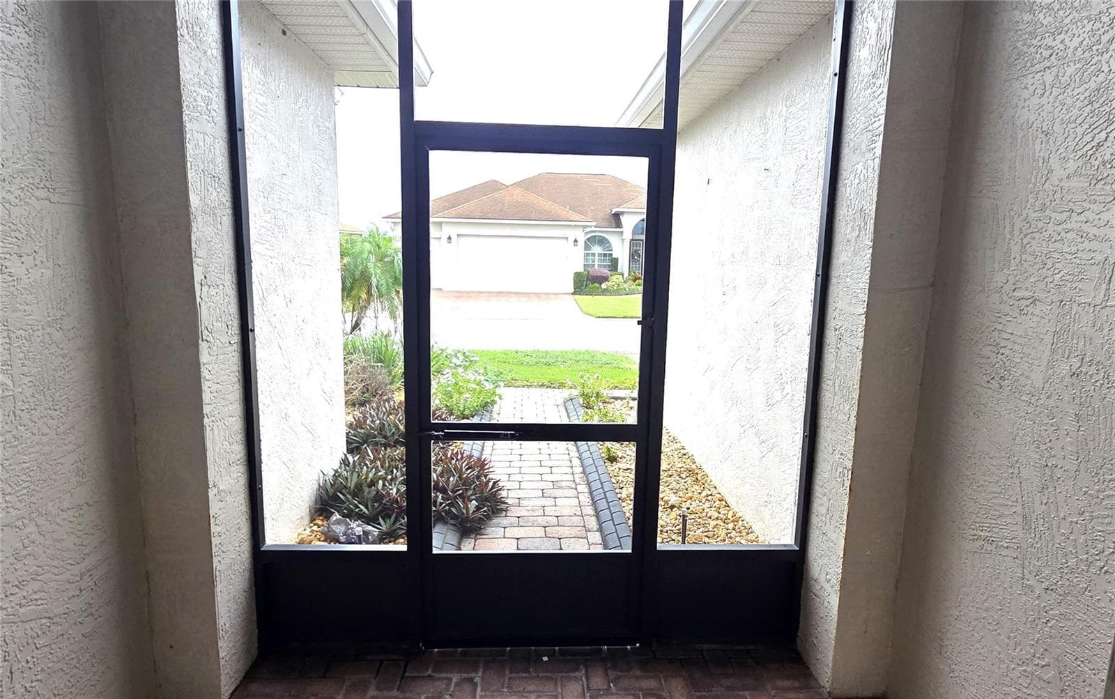 Screened Front Porch - 5288 GREEN DR, WINTER HAVEN