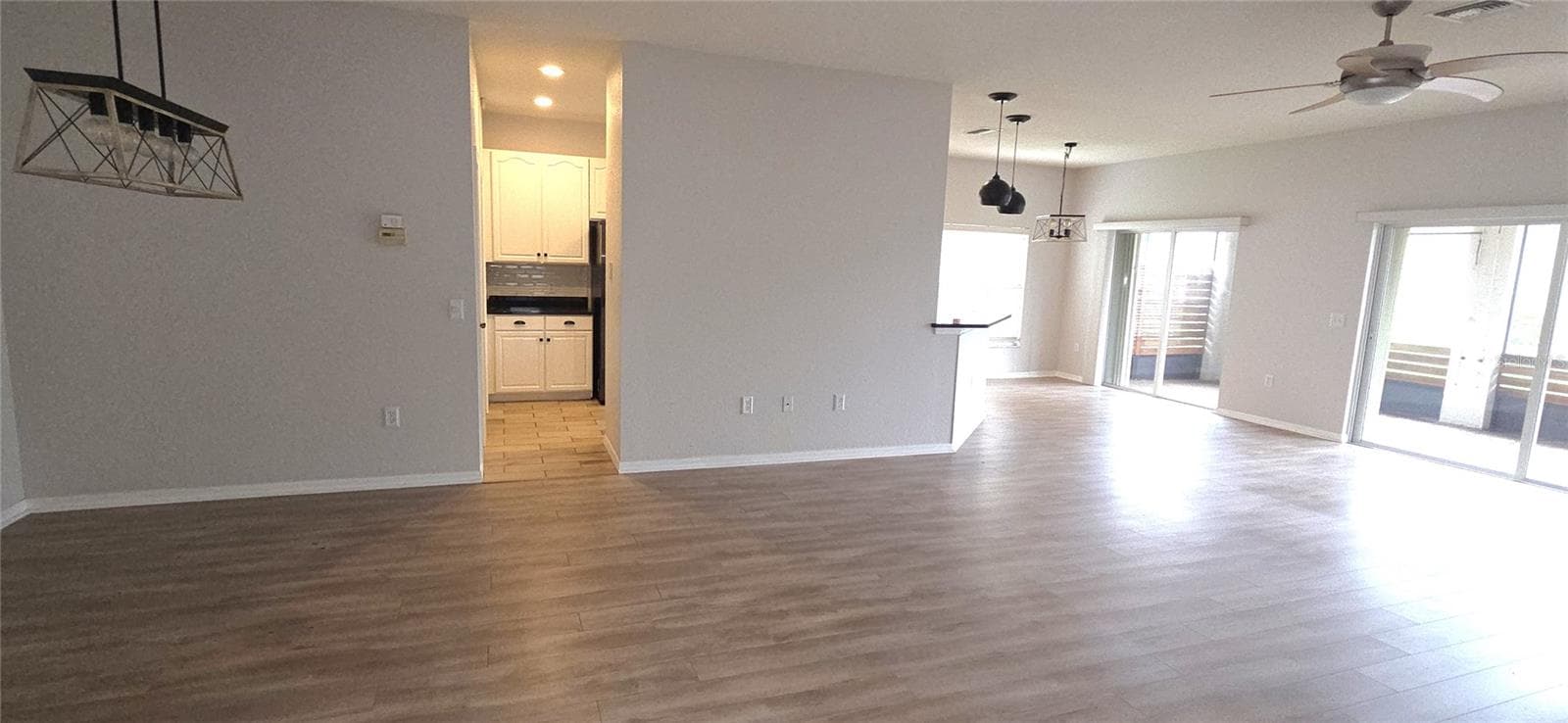 Single Family Residence at 5288 GREEN DR, WINTER HAVEN, photo 16 of 64