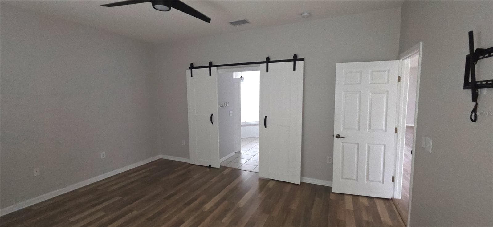 Primary Bedroom - 5288 GREEN DR, WINTER HAVEN