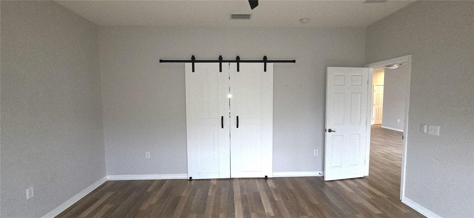 Primary Bedroom - 5288 GREEN DR, WINTER HAVEN