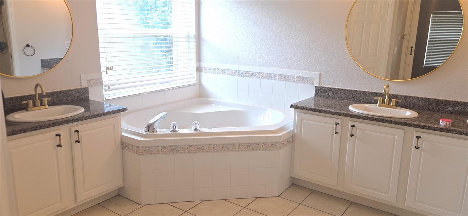 Primary Bathroom - 5288 GREEN DR, WINTER HAVEN