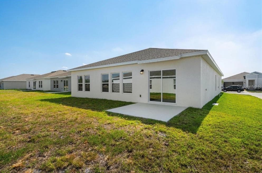 Single Family Residence at 4980 WORCHESTER DR, KISSIMMEE, photo 3 of 31