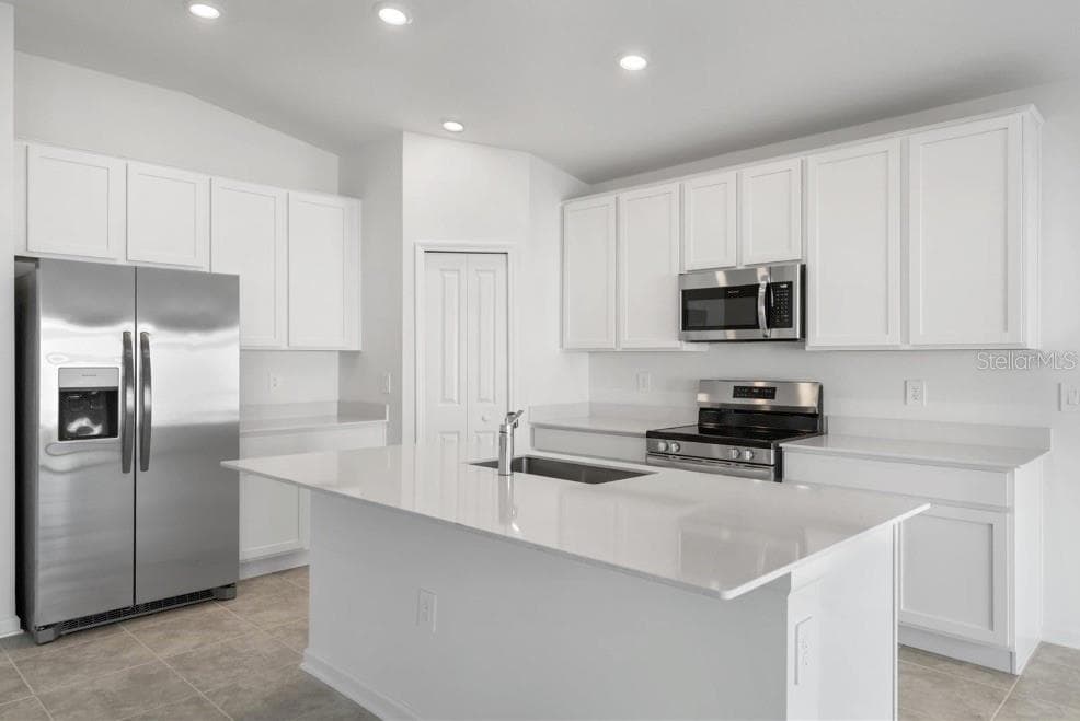 Single Family Residence at 4980 WORCHESTER DR, KISSIMMEE, photo 4 of 31