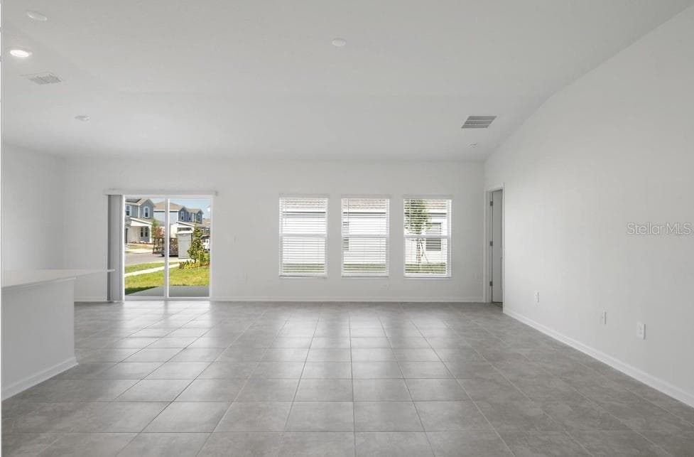 Single Family Residence at 4980 WORCHESTER DR, KISSIMMEE, photo 8 of 31