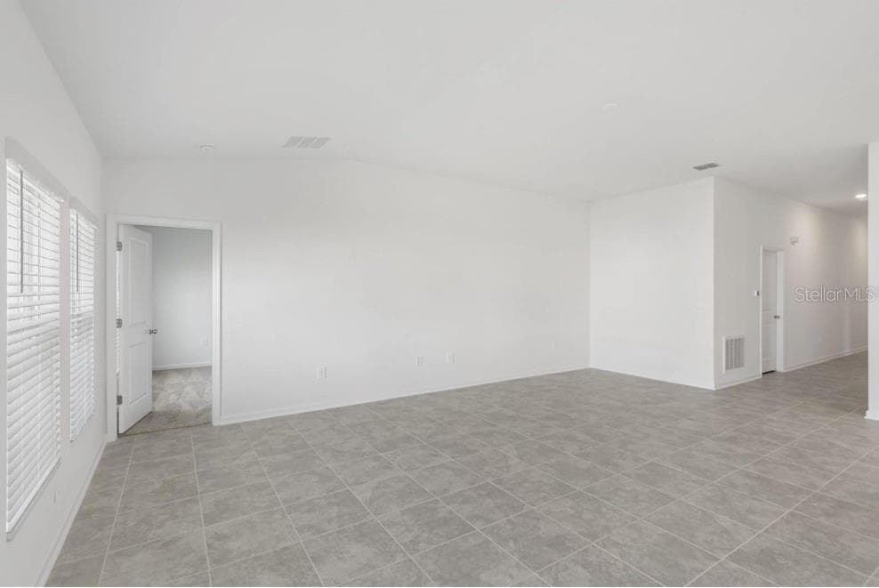Single Family Residence at 4980 WORCHESTER DR, KISSIMMEE, photo 10 of 31
