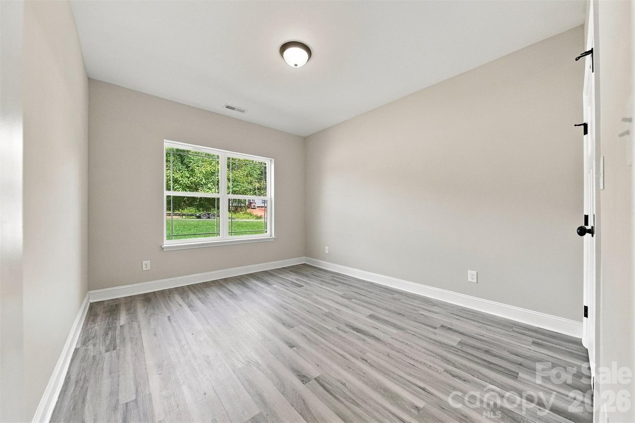 Single Family Residence at 189 Sweet Cherry Lane, Stony Point, photo 12 of 19