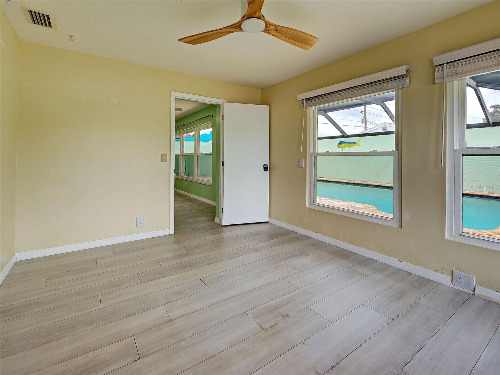 office/flex room or could be 3rd bedroom - 612 GLEN OAK RD, VENICE