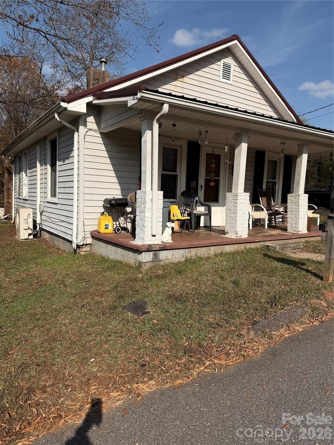 Single Family Residence at Statesville, photo 6 of 16