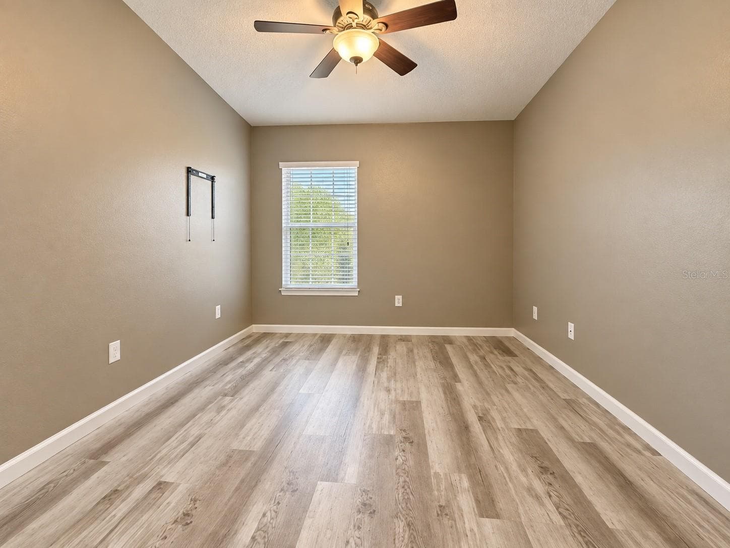 Townhouse at 5032 POND RIDGE DR, RIVERVIEW, photo 9 of 17