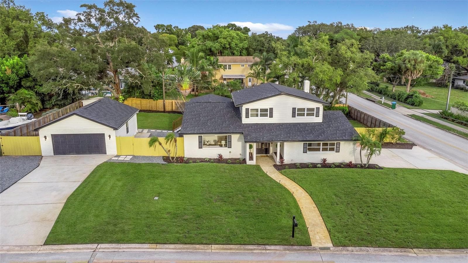 Front Exterior - 8209 134TH ST, SEMINOLE