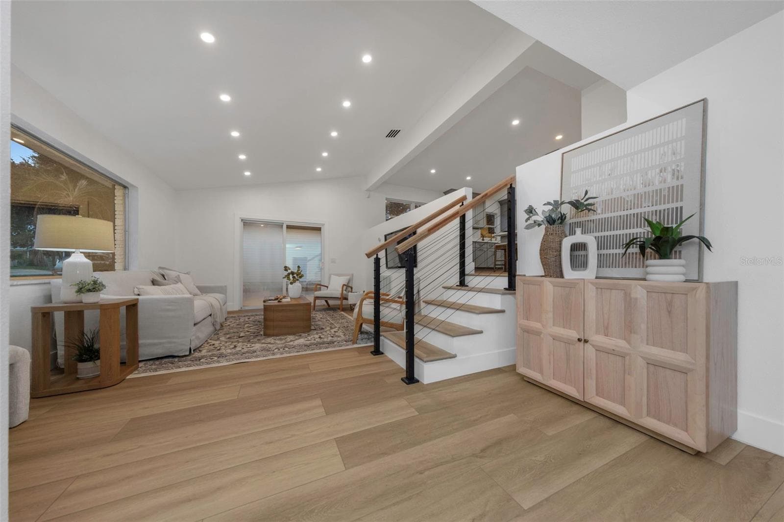 Entrance/Family Room - 8209 134TH ST, SEMINOLE