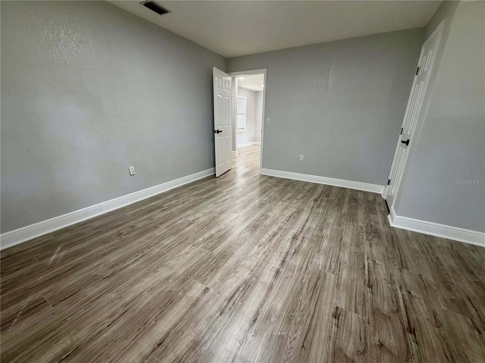 Single Family Residence at 301 80TH AVE NE, ST PETERSBURG, photo 27 of 43