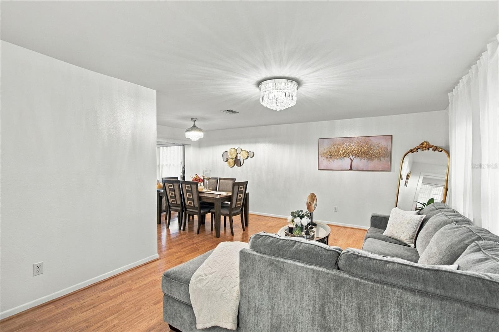 LIVING ROOM - 14304 91ST AVE, SEMINOLE