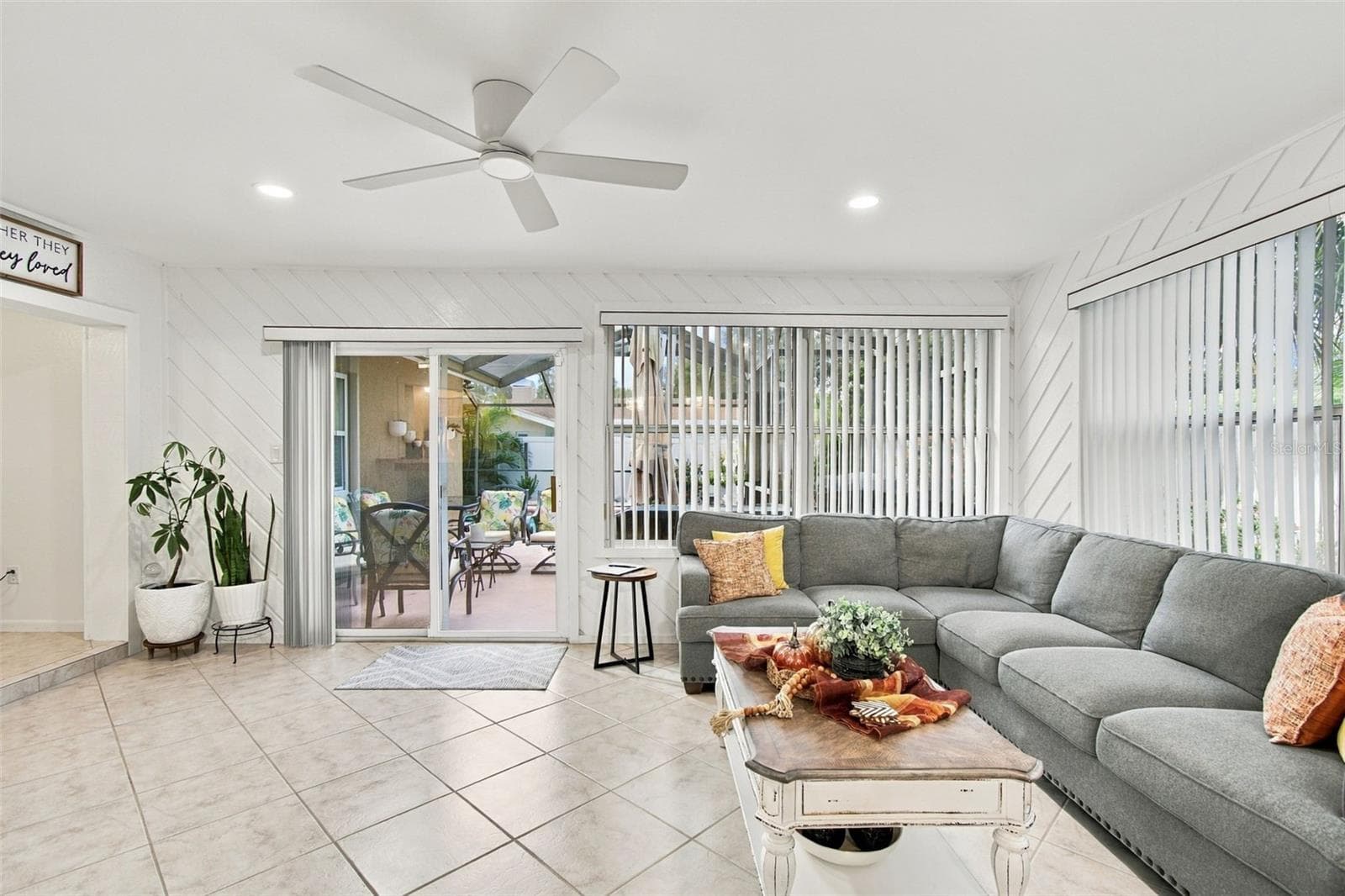 SLIDERS TO THE POOL AREA - 14304 91ST AVE, SEMINOLE