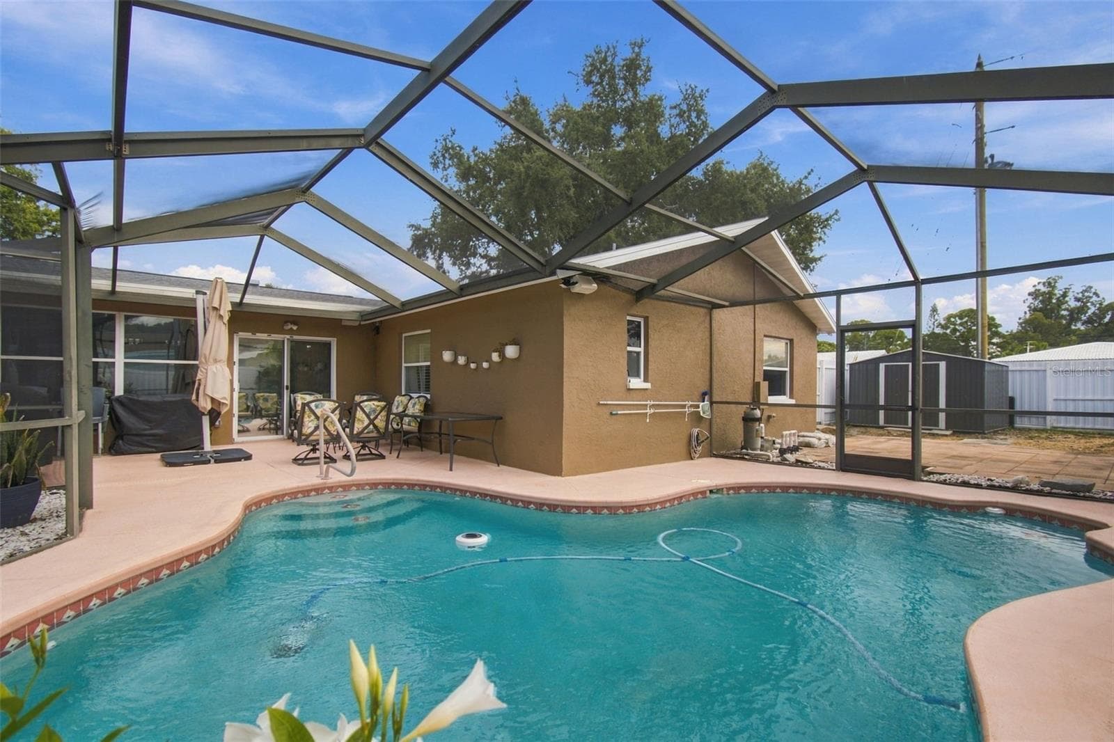 SCREENED POOL AREA - 14304 91ST AVE, SEMINOLE