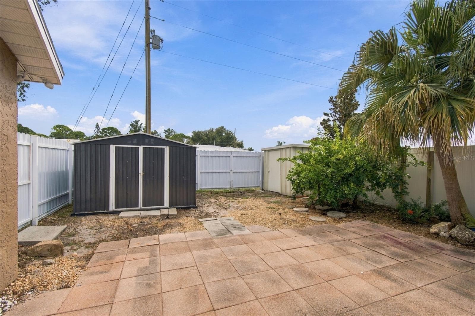 DOUBLE GATE FOR EASY ACCESS FOR BOAT OR RV - 14304 91ST AVE, SEMINOLE