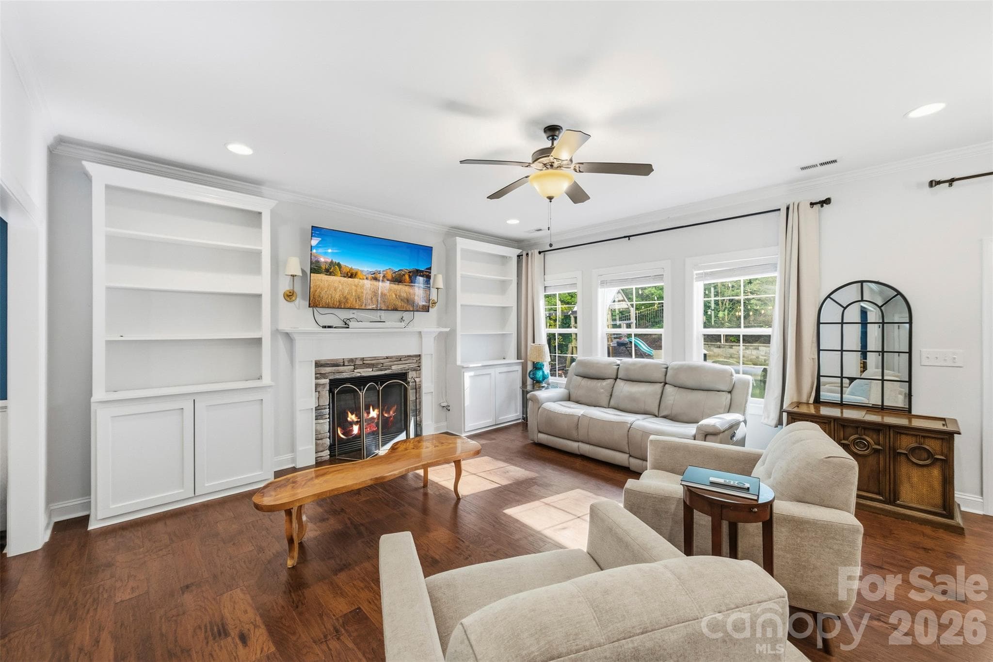 Single Family Residence at 419 Spruce Place SE, Concord, photo 15 of 41