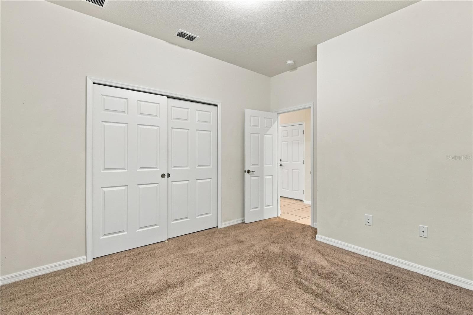 Single Family Residence at 2500 AVIAN LOOP, KISSIMMEE, photo 11 of 61