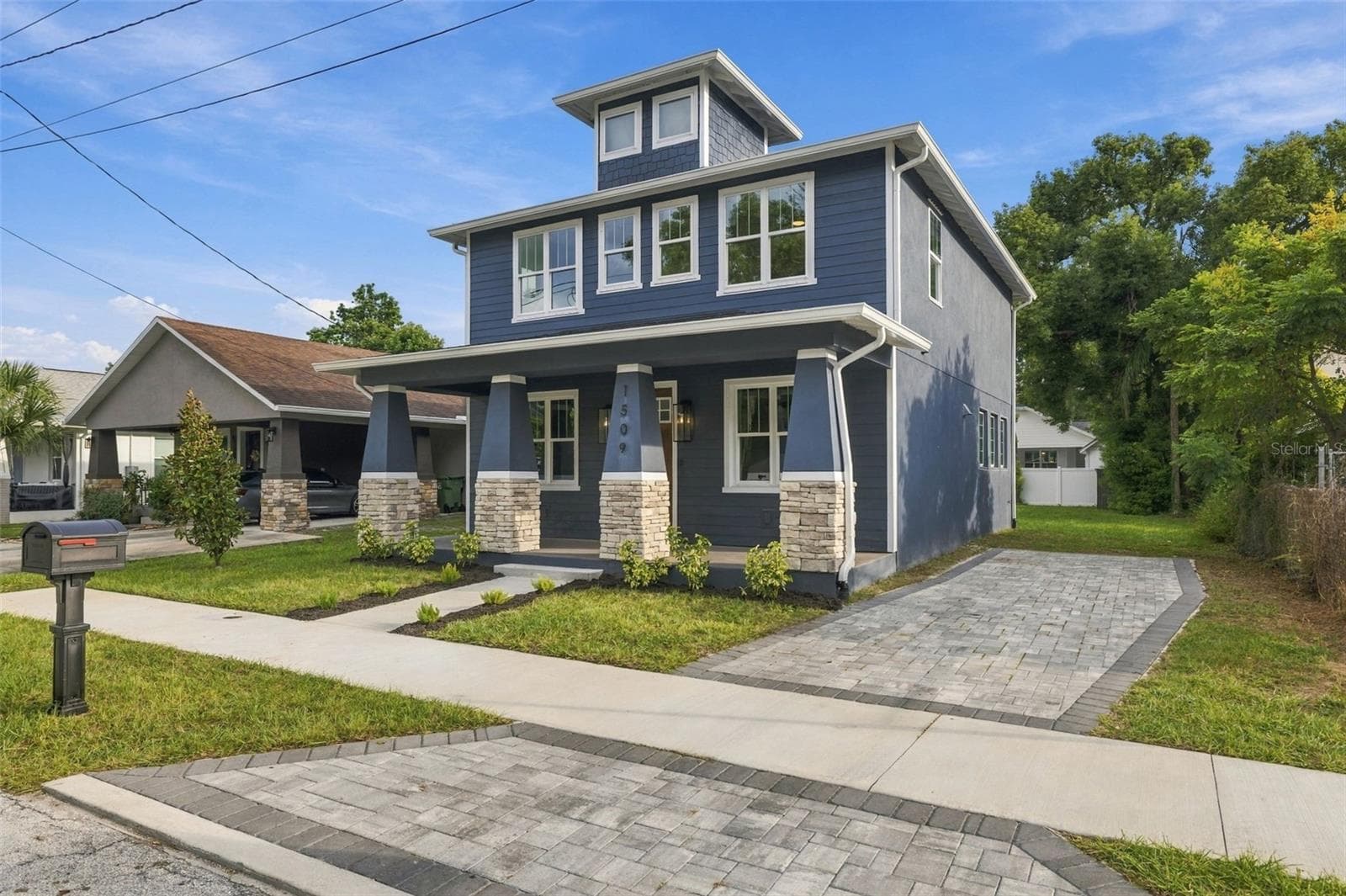 Single Family Residence at 1509 E KNOLLWOOD ST, TAMPA, photo 2 of 40