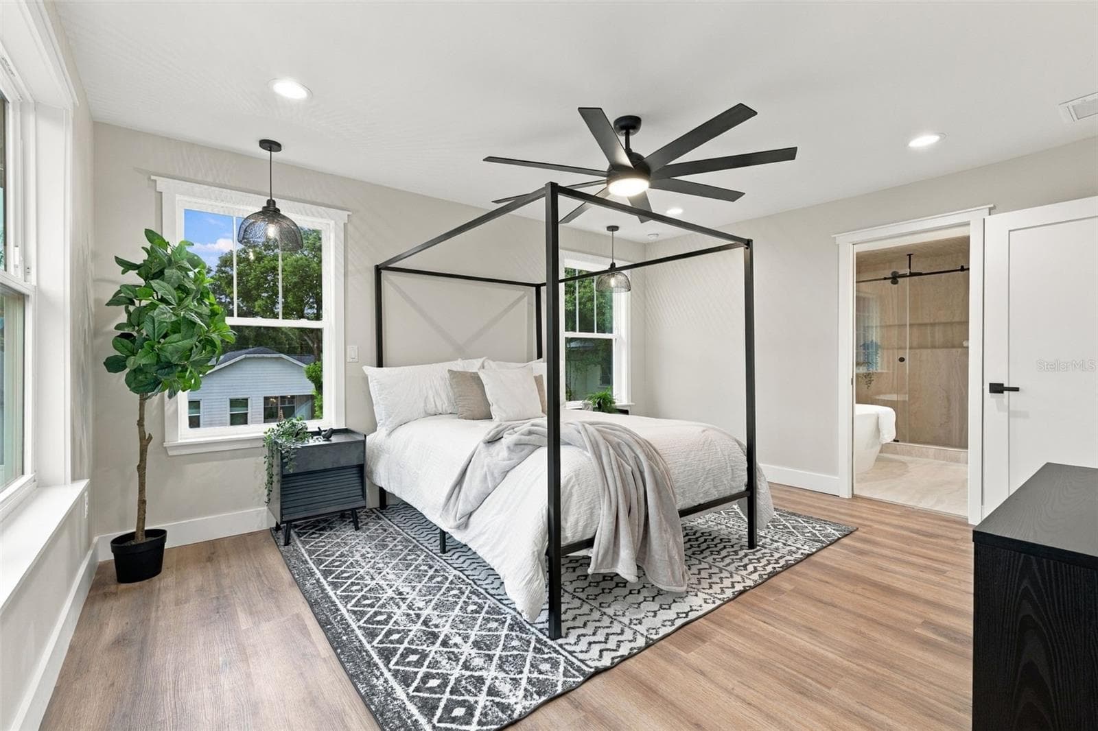 Single Family Residence at 1509 E KNOLLWOOD ST, TAMPA, photo 27 of 40