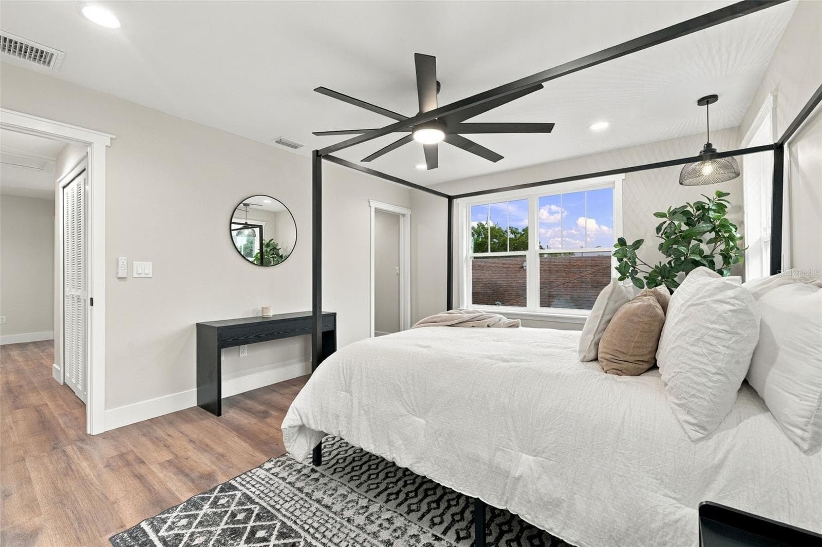 Single Family Residence at 1509 E KNOLLWOOD ST, TAMPA, photo 28 of 40