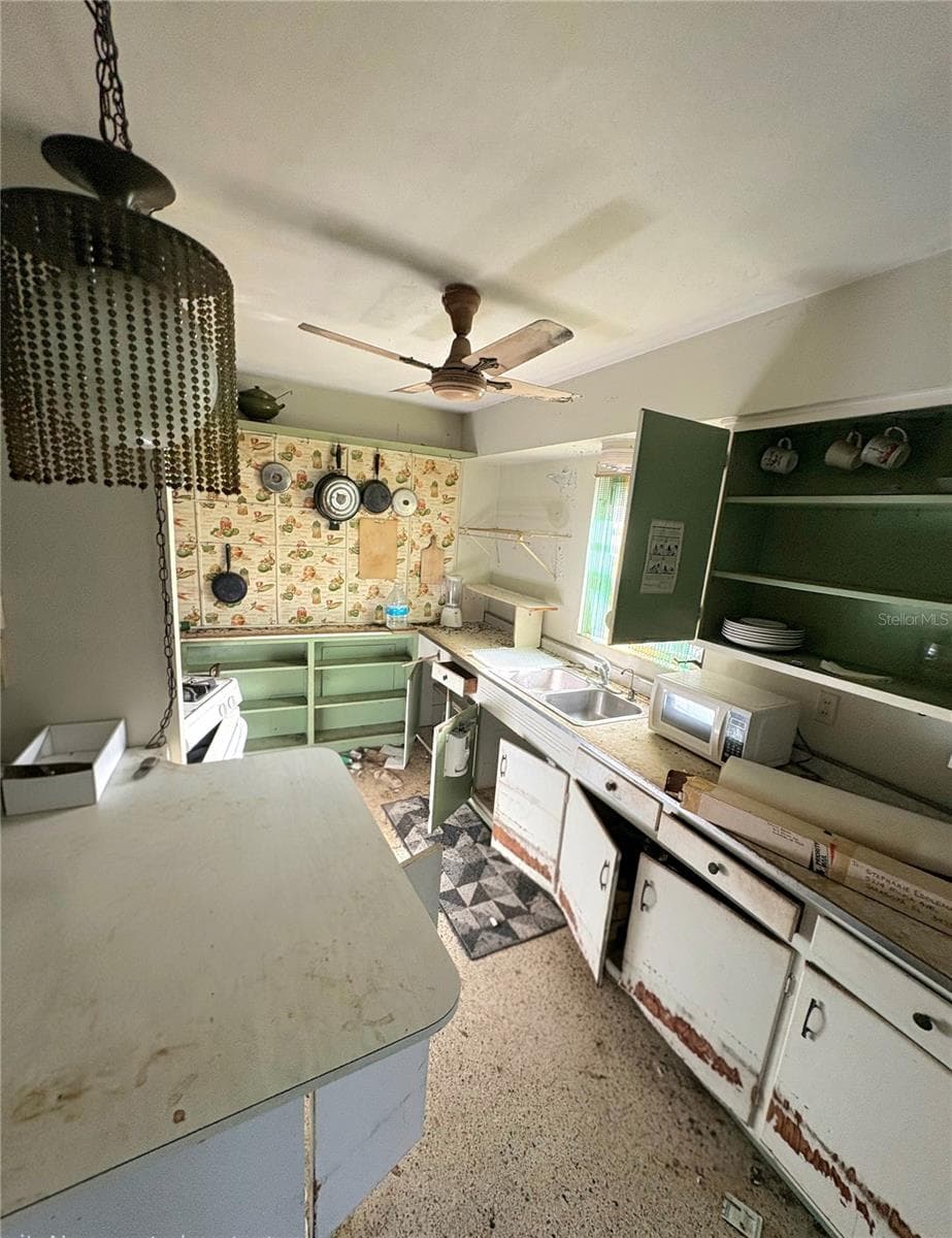 Single Family Residence at 5214 RILMA AVE, SARASOTA, photo 6 of 8
