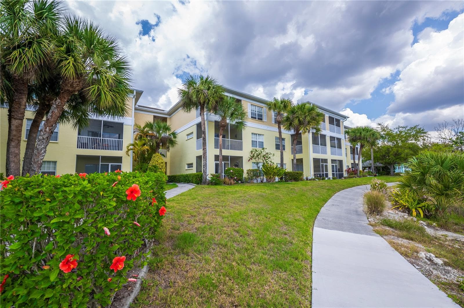 Condominium at 19325 WATER OAK DR #204, PORT CHARLOTTE, photo 42 of 74