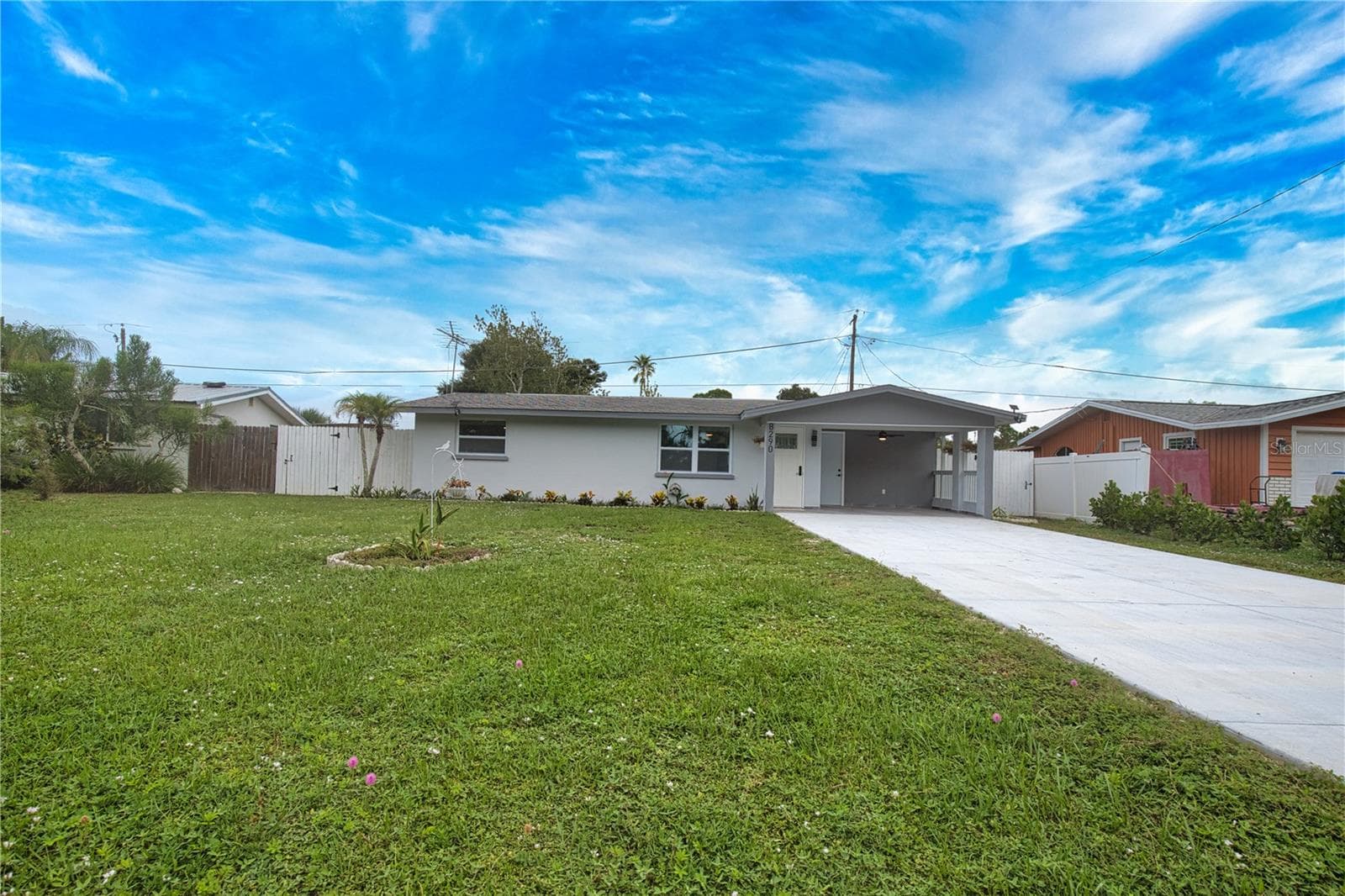 Single Family Residence at 8290 OSPREY RD, ENGLEWOOD, photo 3 of 73