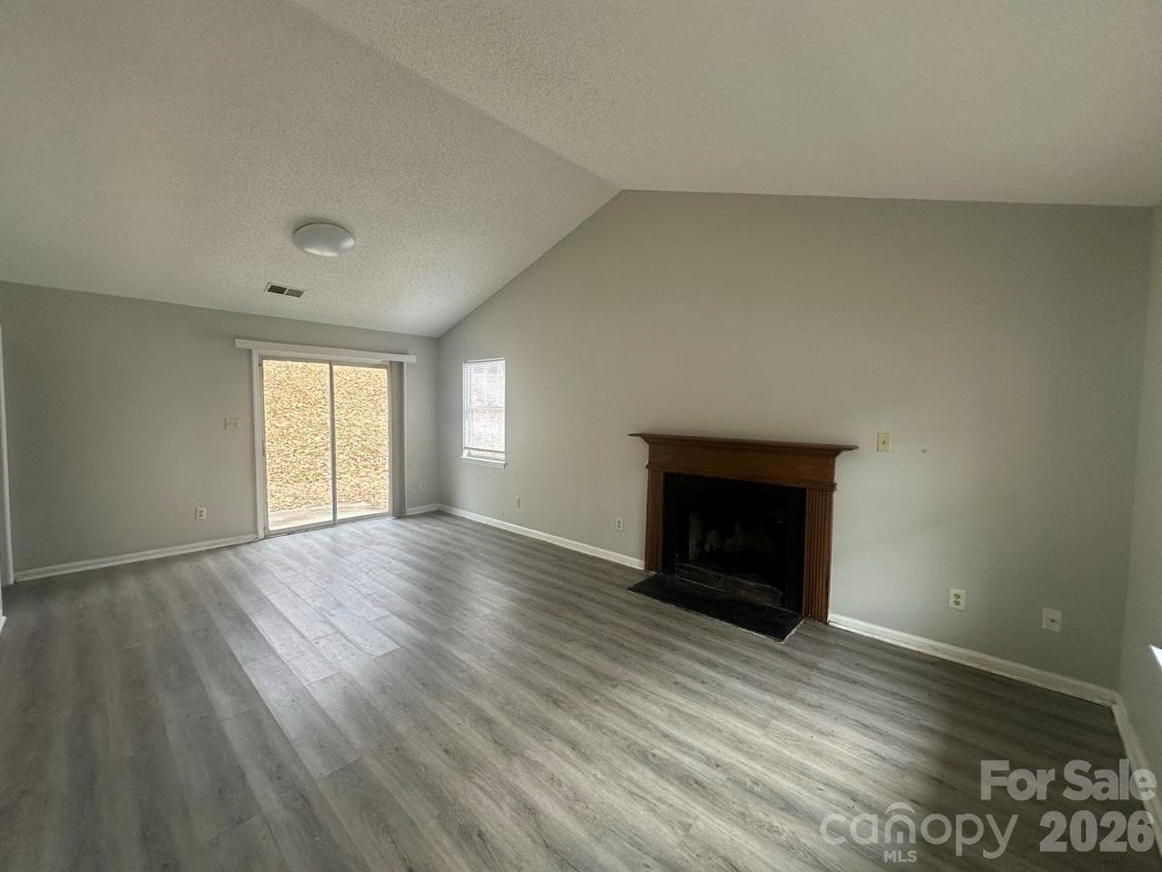 Single Family Residence at 2000 Teddington Drive, Charlotte, photo 3 of 12