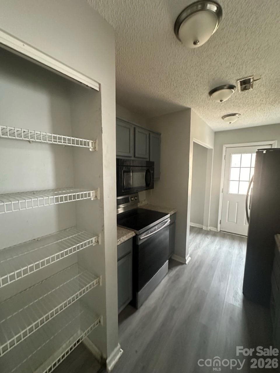 Single Family Residence at 2000 Teddington Drive, Charlotte, photo 7 of 12