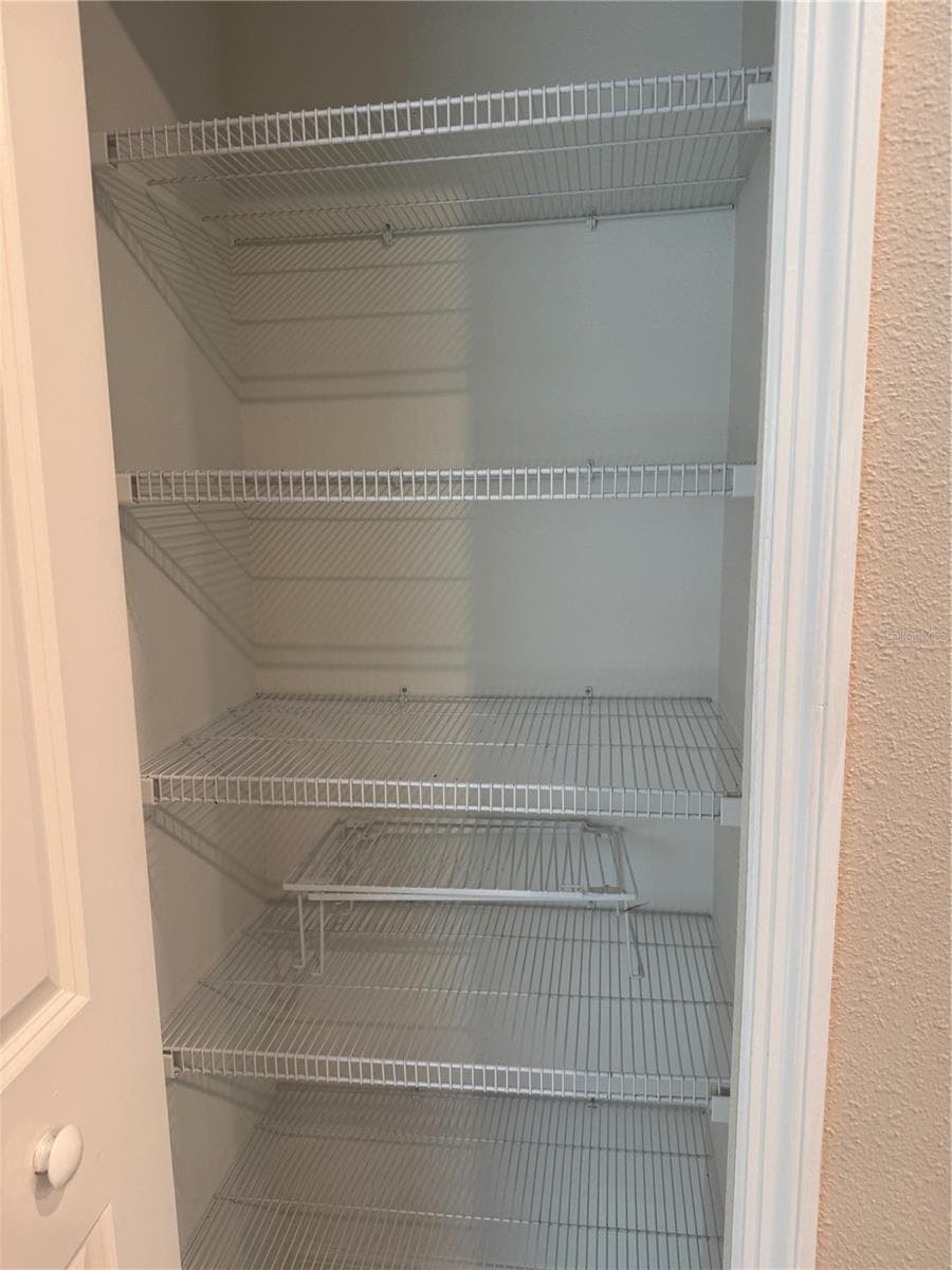 Pantry - 1755 YELLOW TRL, LAKELAND