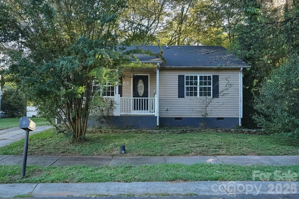 820 Blackwelder Drive
