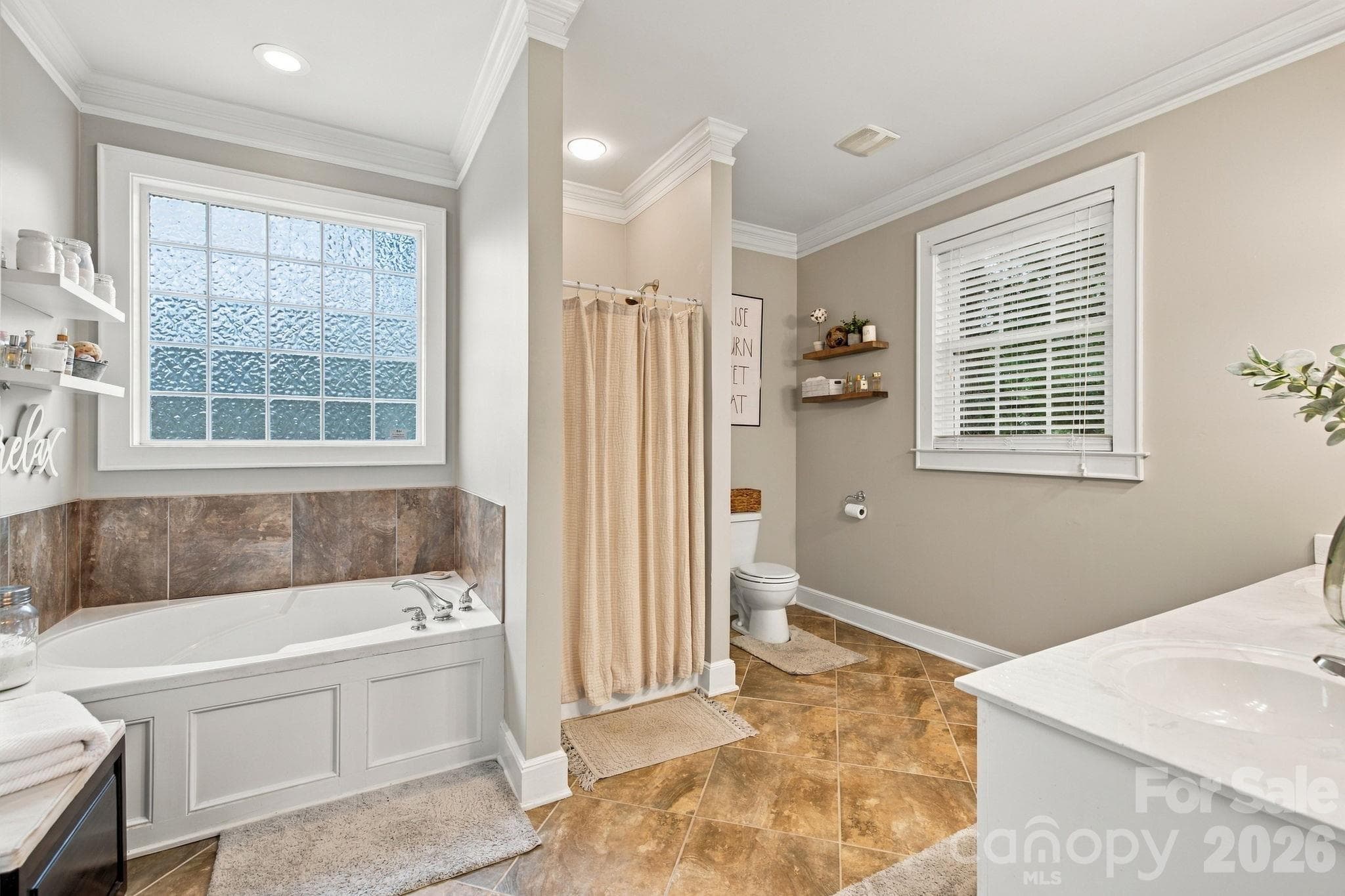 Single Family Residence at 37 Nautical Drive, Camden, photo 20 of 48