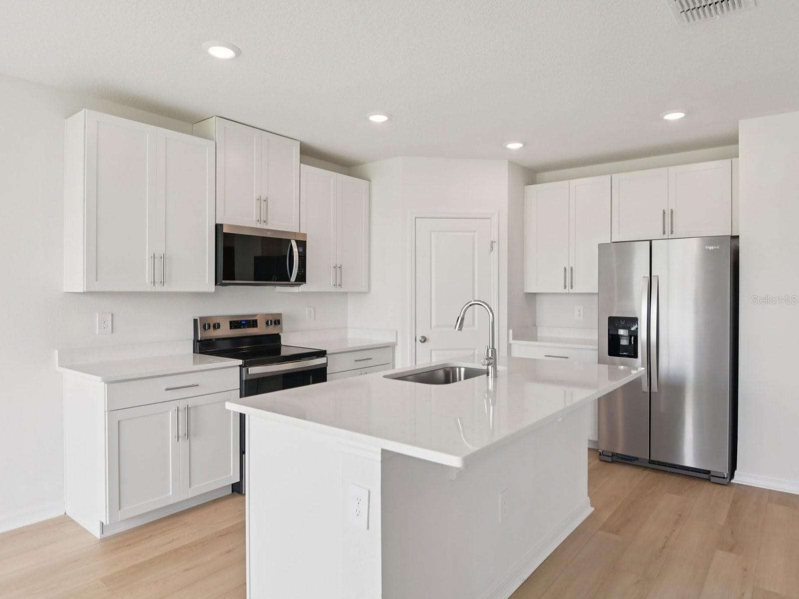 Photos are not of the actual home, but are photos of the builder home with same floorplan - 3906 NATURE SOUND LN, BARTOW