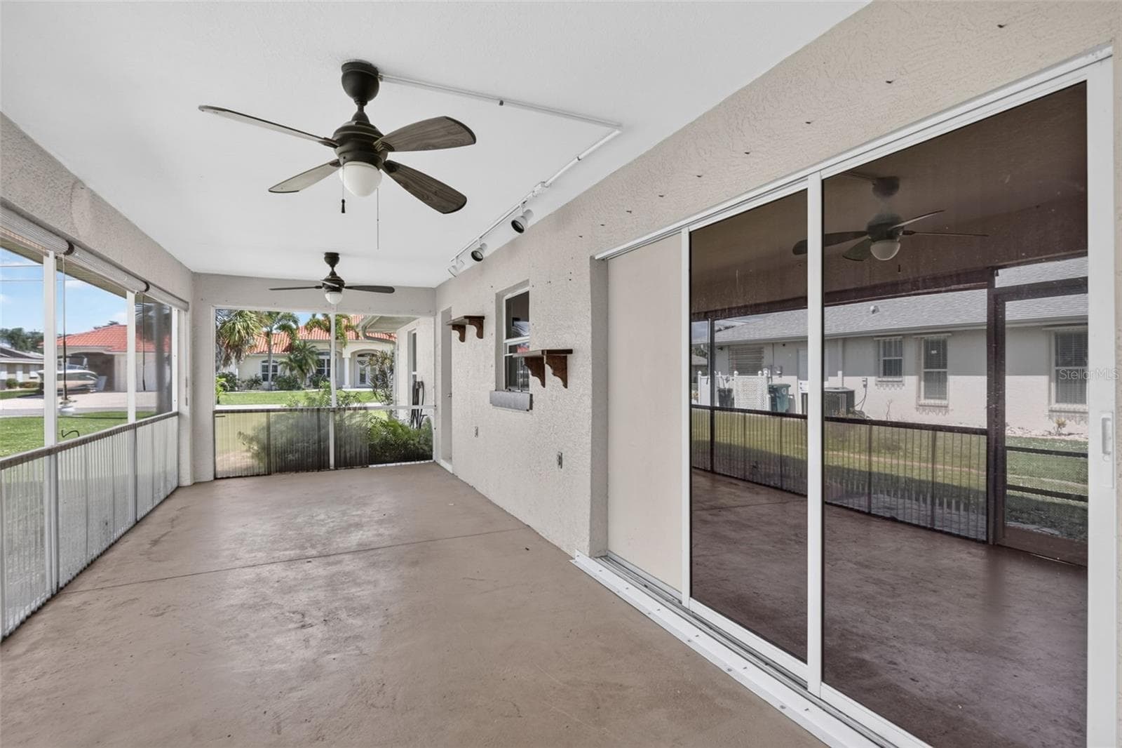 Lanai - Another View - 2184 ONONDAGA LN, PUNTA GORDA