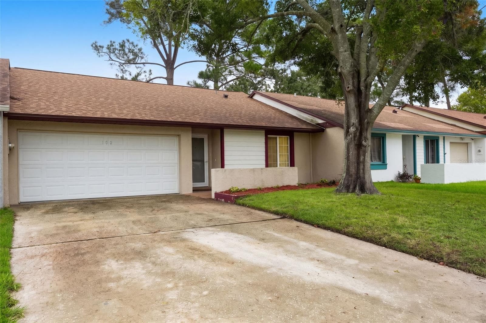 Front angle - 102 OAKRIDGE CT, SANFORD