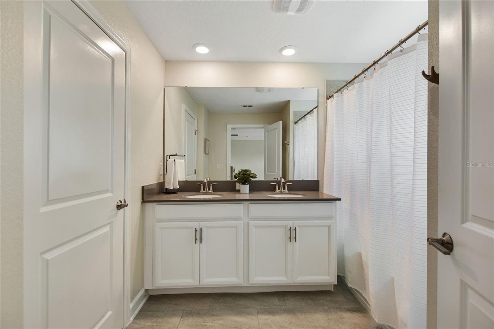 Townhouse at 2869 SIMILE ST, KISSIMMEE, photo 15 of 27