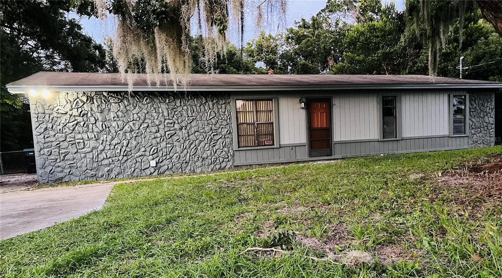 Single Family Residence at 7925 NAPOLEON ST, ORLANDO, photo 2 of 31