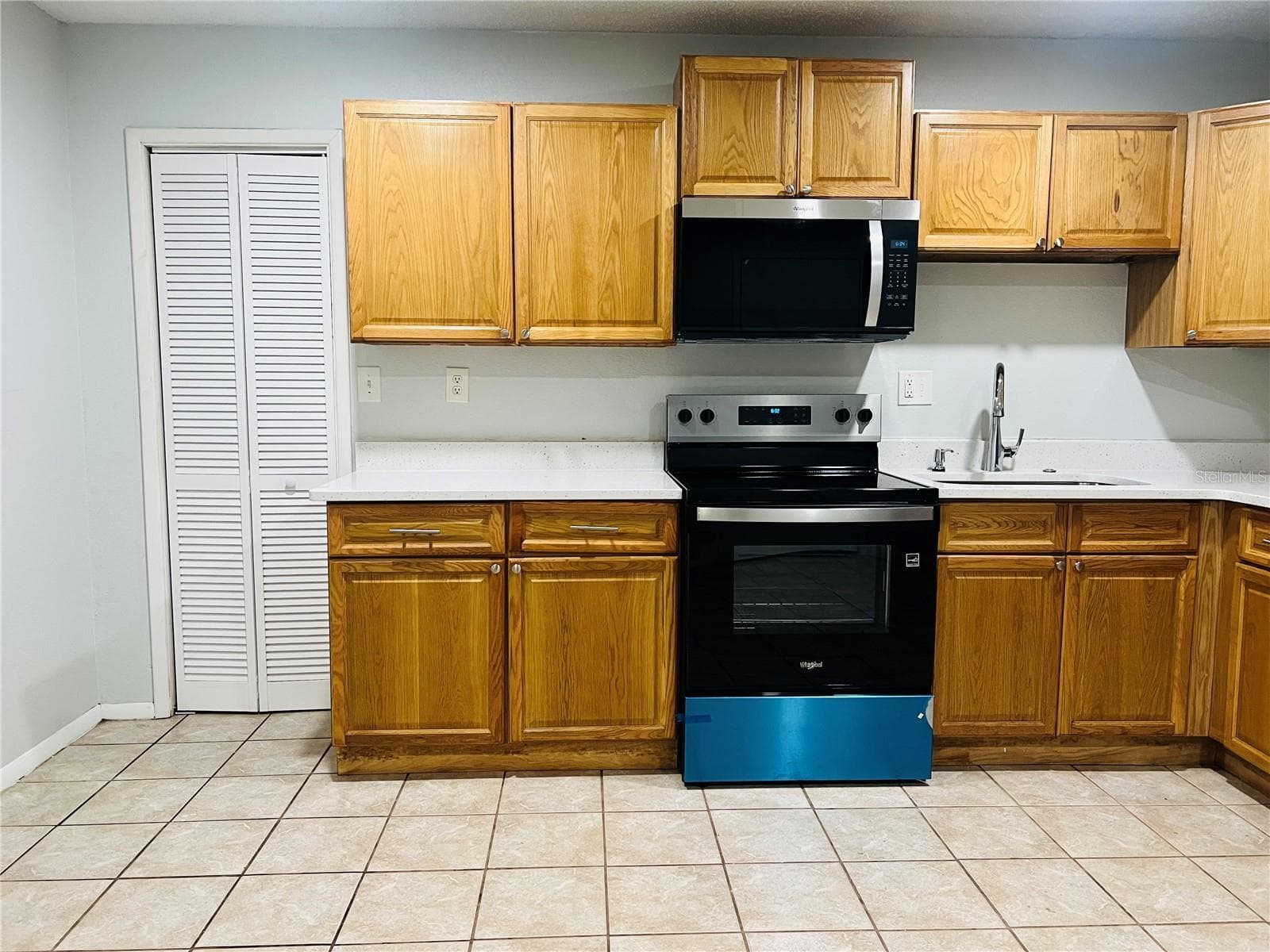 Single Family Residence at 7925 NAPOLEON ST, ORLANDO, photo 11 of 31