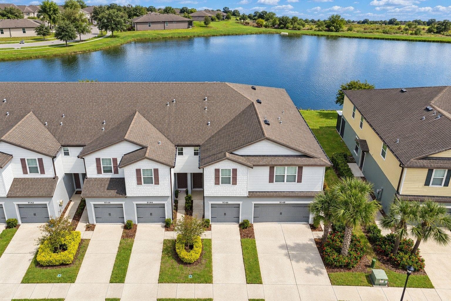 9146 HILLCROFT DR