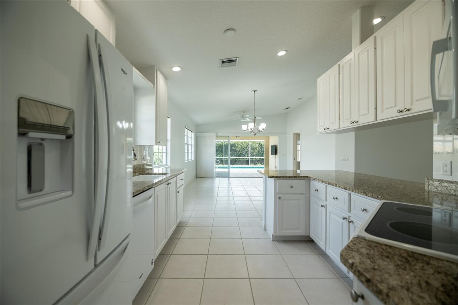 Kitchen. - 8876 ESTEPONA CT, SARASOTA