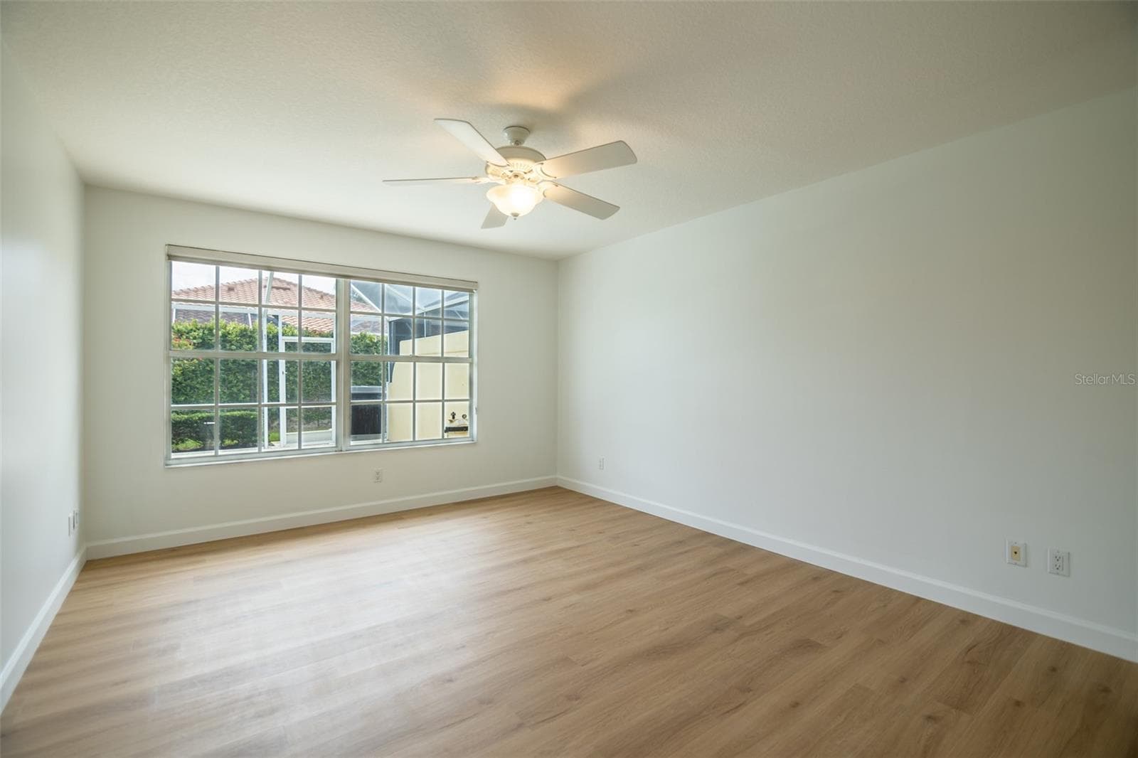 Primary bedroom. - 8876 ESTEPONA CT, SARASOTA