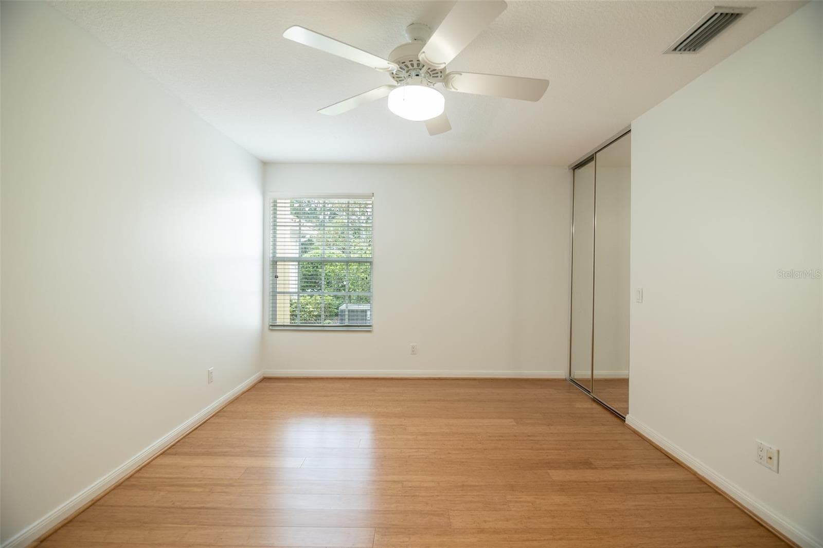 Guest bedroom. - 8876 ESTEPONA CT, SARASOTA