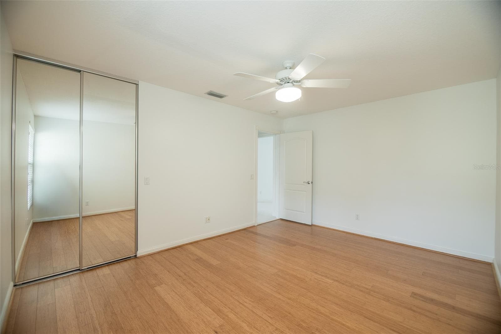 Guest bedroom. - 8876 ESTEPONA CT, SARASOTA