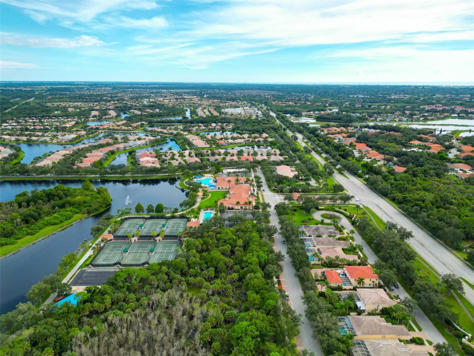 Villa at 8876 ESTEPONA CT, SARASOTA, photo 76 of 85