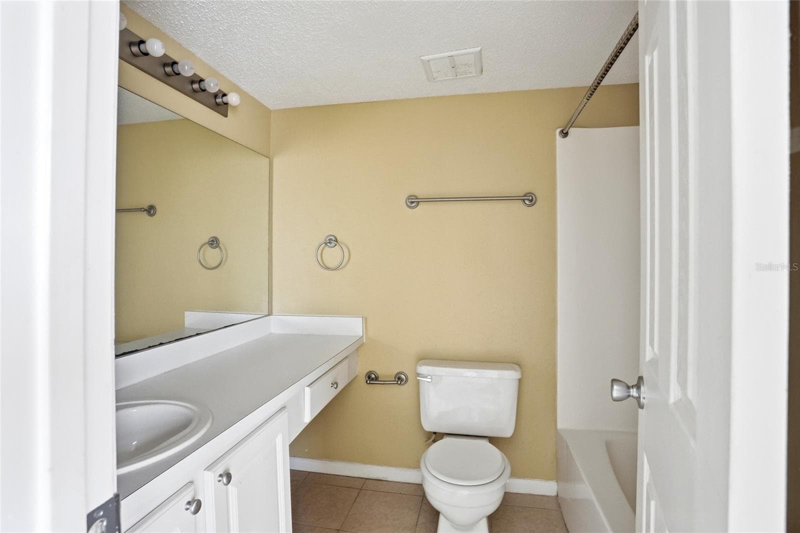 Condominium at 115 OYSTER BAY CIR #360, ALTAMONTE SPRINGS, photo 27 of 45