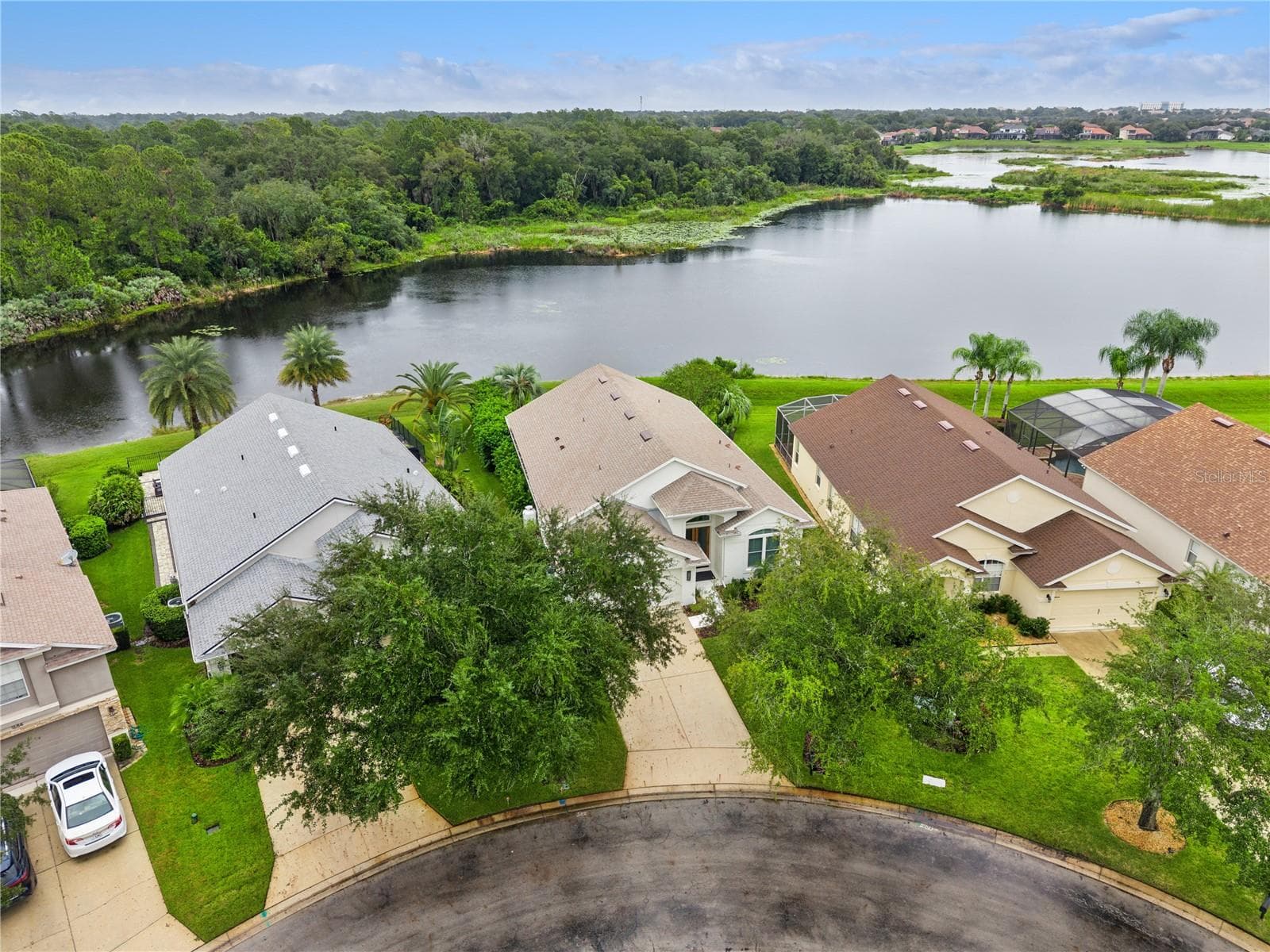 Single Family Residence at 1676 CHERRY RIDGE DR, LAKE MARY, photo 4 of 40